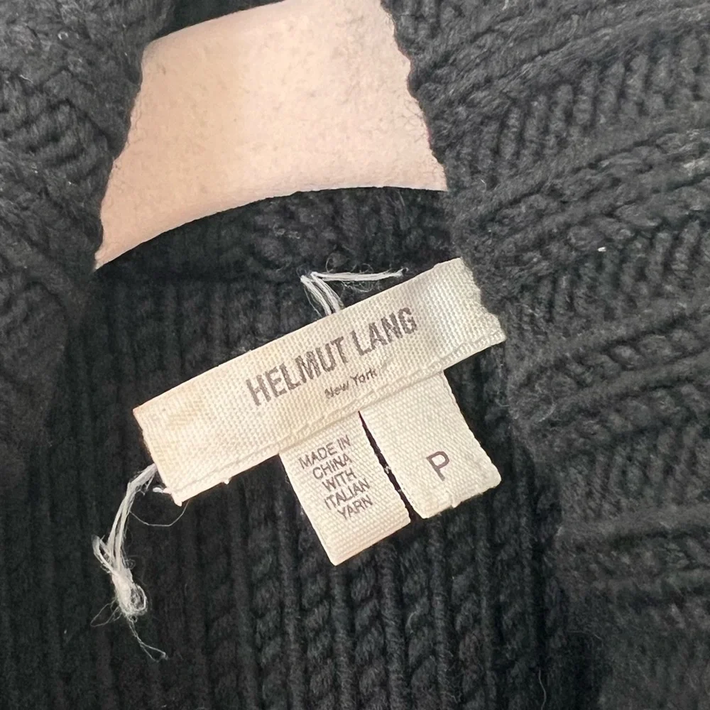 Helmut Lang Black Cable Knit Cardigan 100% Wool Buckle Closure Long Sleeve Petit